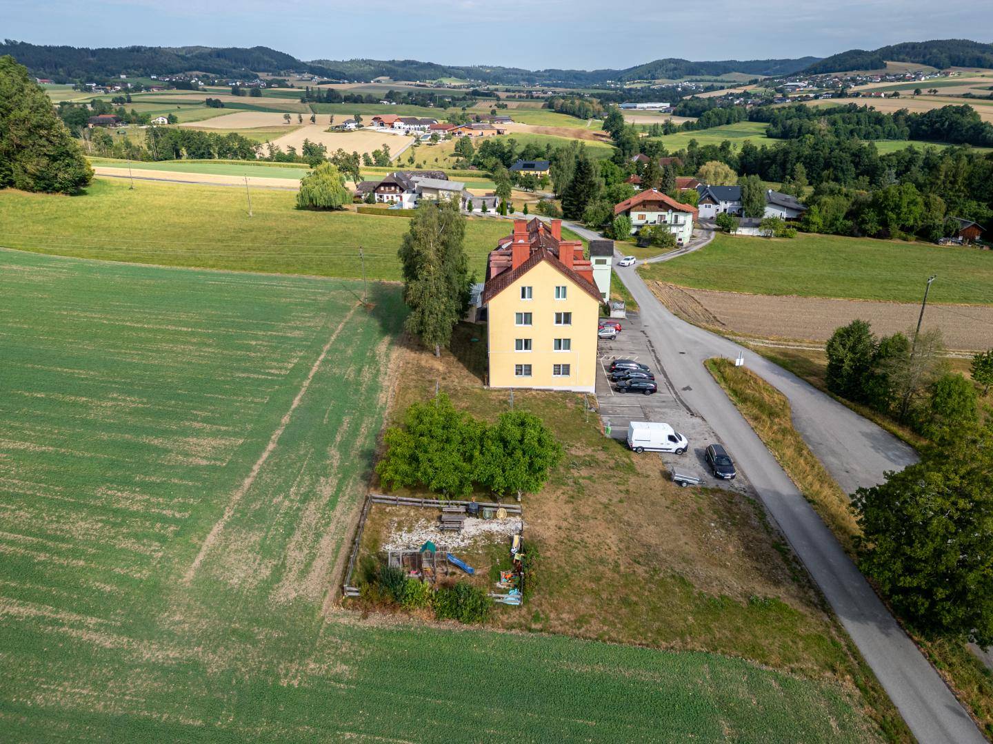 Zinshaus mit 12 vollvermieteten Wohnungen in Ottnang am Hausruck