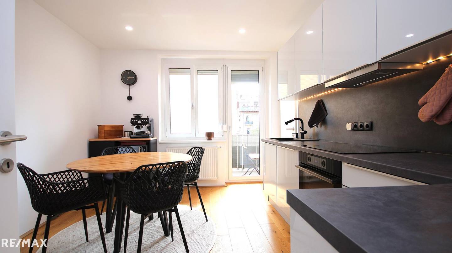 Altstadt zu Fuß, Augarten nebenan: 3 Zimmerwohnung mit kurzen Wegen