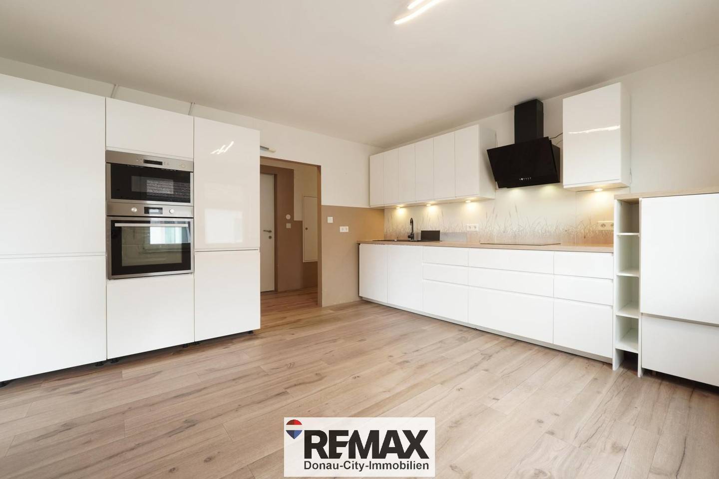 HAUS STATT WOHNUNG | Garten & Pool | Nur ca. 30 Min. nach Wien