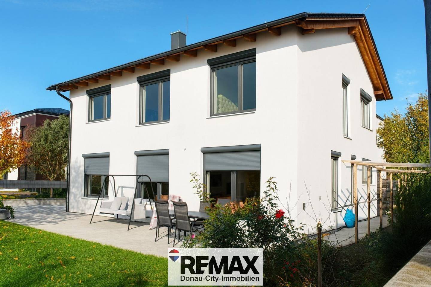 <b>Open house - Einfamilienhaus mit hochwertiger Ausstattung und großzügigem Wohnkonzept</b>