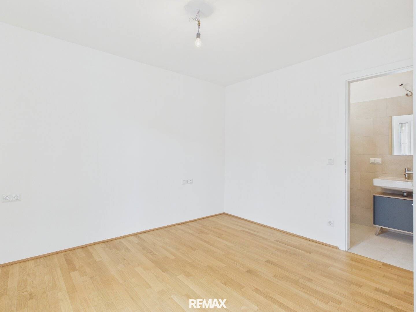 Moderne 4-Zimmer Maisonette in Ebergassing mit Balkon, 2 Terrassen &amp; Tiefgarage
