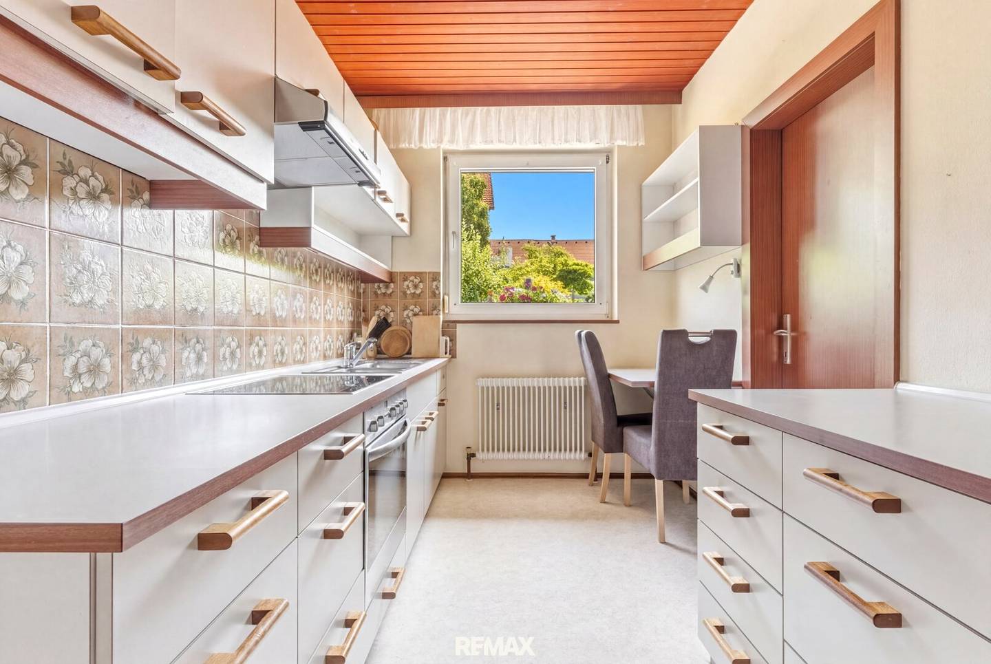 Einfamilienhaus mit großem Garten und Platz für individuelle Wohnideen