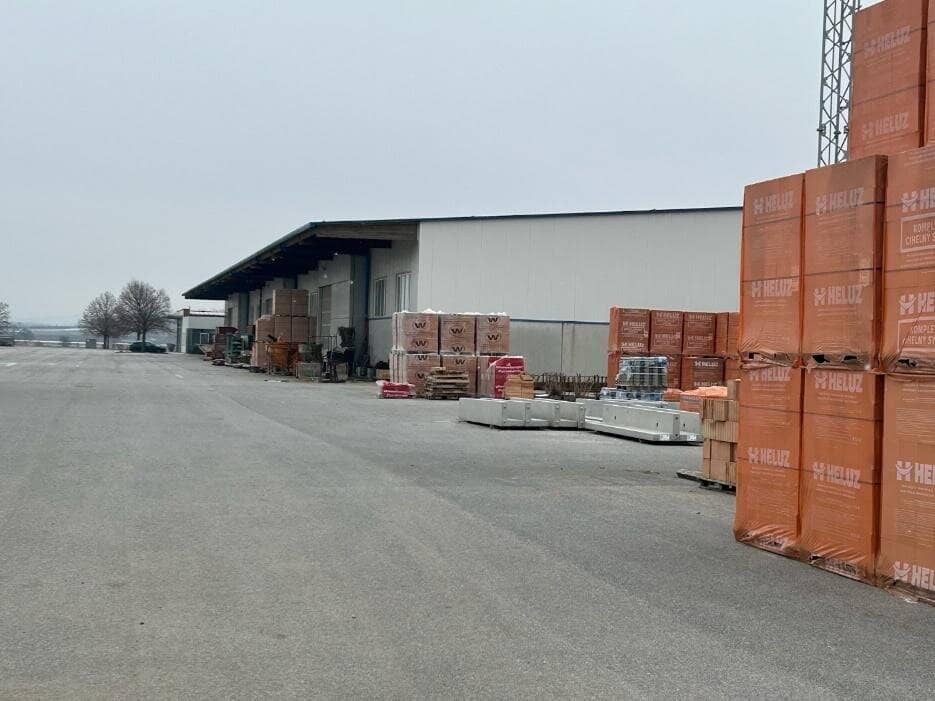 Wullersdorf / LOGISTICS | WAREHOUSE | COMMERCIAL – spacious operational and hall spaces for rent