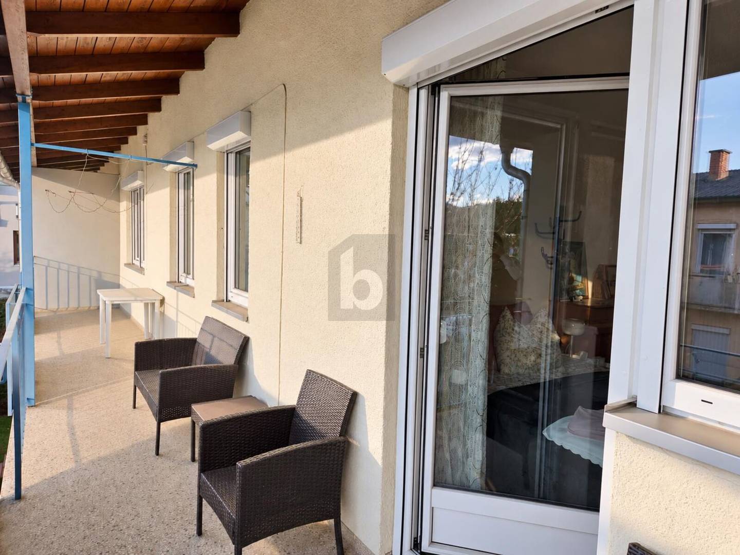 Frisch sanierte Wohnung mit großem Balkon und Keller