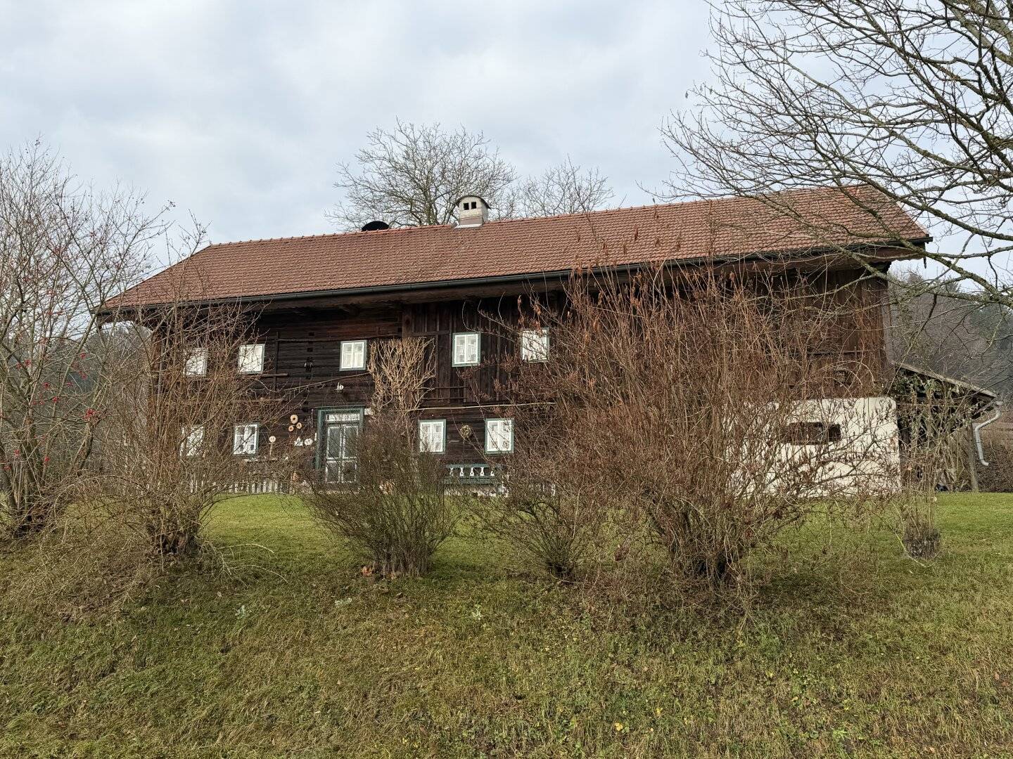300 Jahre altes Landhaus  mit Geschichte, gefühlvoll saniert, großes Grundstück