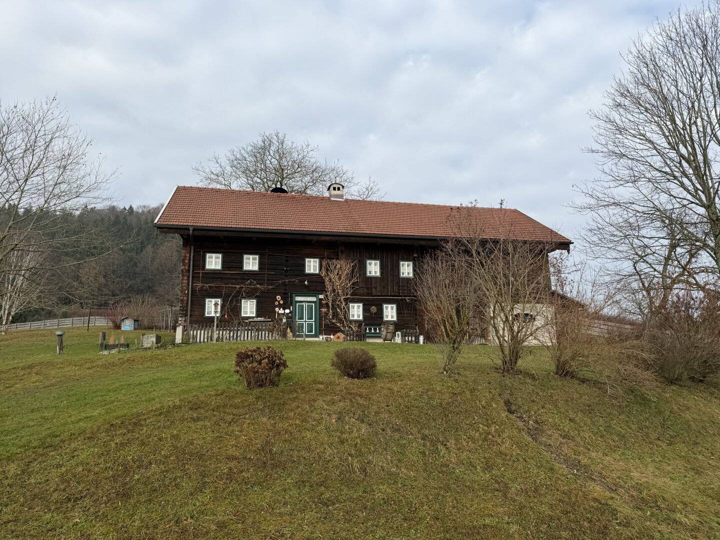 300 Jahre altes Landhaus  mit Geschichte, gefühlvoll saniert, großes Grundstück