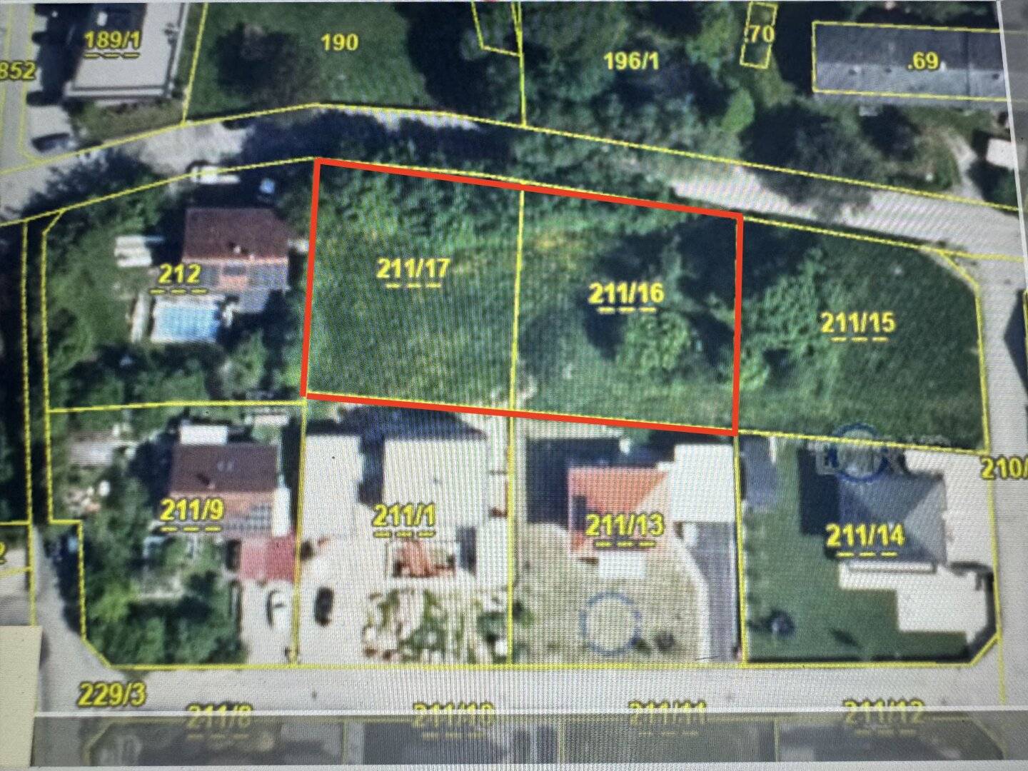 Large building plot consisting of 2 individual parcels available for project or similar