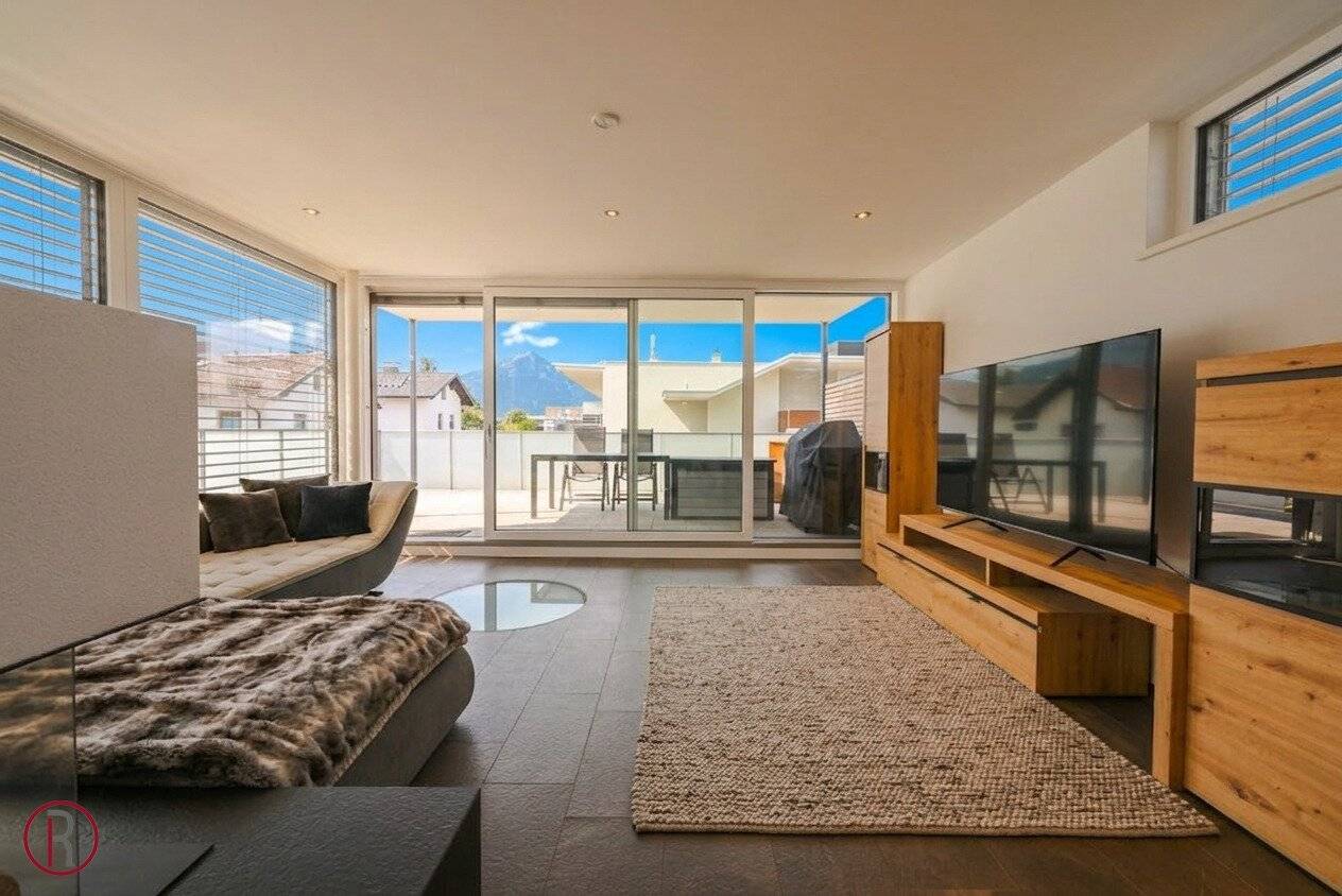 Über den Dächern von Götzens: Exklusives 3-Zimmer-Penthouse mit 360 Grad Traumterrasse