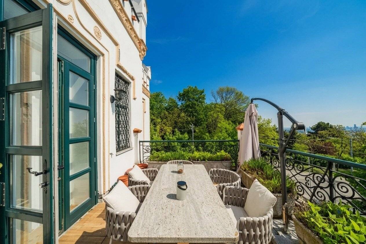 !!!Exklusiver Wohnsitz mit Geschichte! Denkmalgeschützte Villa mit spektakulärem Wienblick!!!