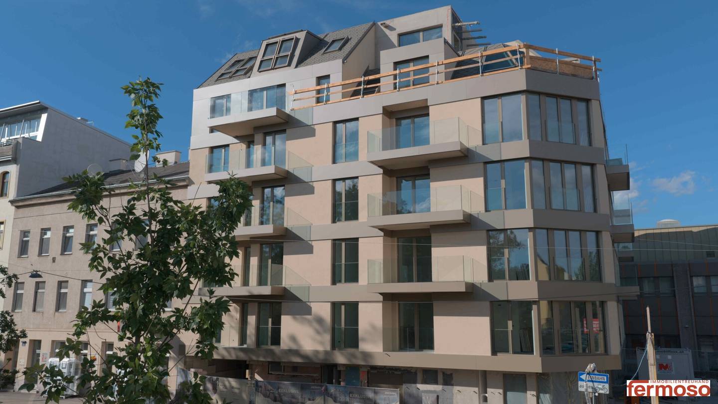 ATTIC DREAM WITH LARGE TERRACE | 3 ROOMS | 104.53 m² | NEAR THE DANUBE