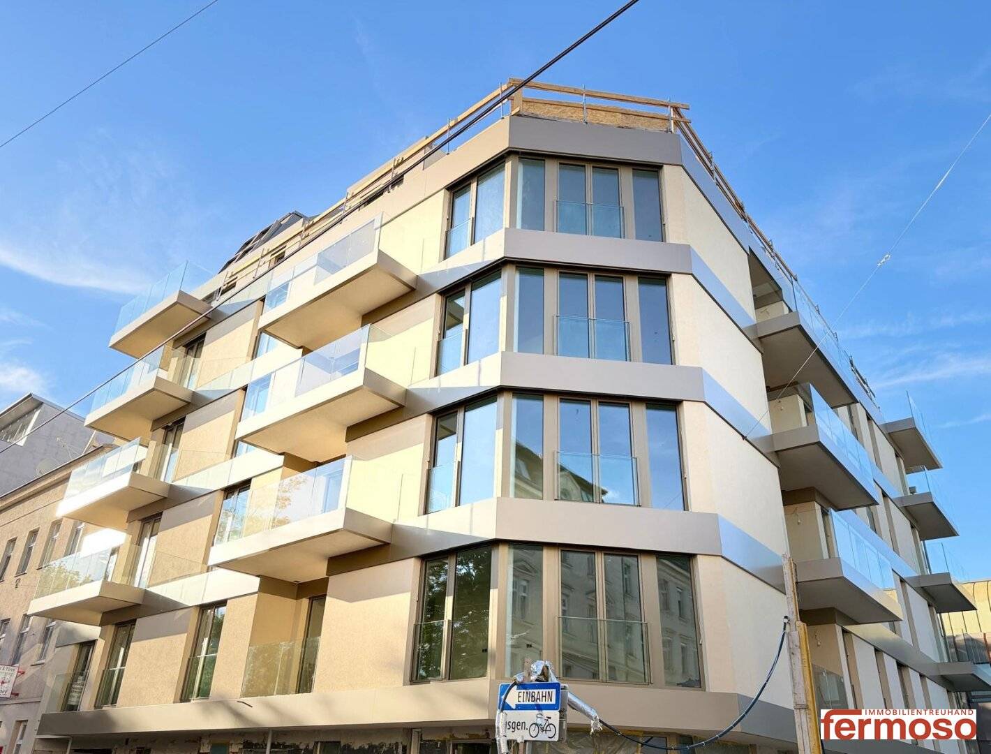 DACHGESCHOSS-TRAUM MIT GROSSER TERRASSE – 3 ZIMMER | 104,53 m² | DONAUNÄHE