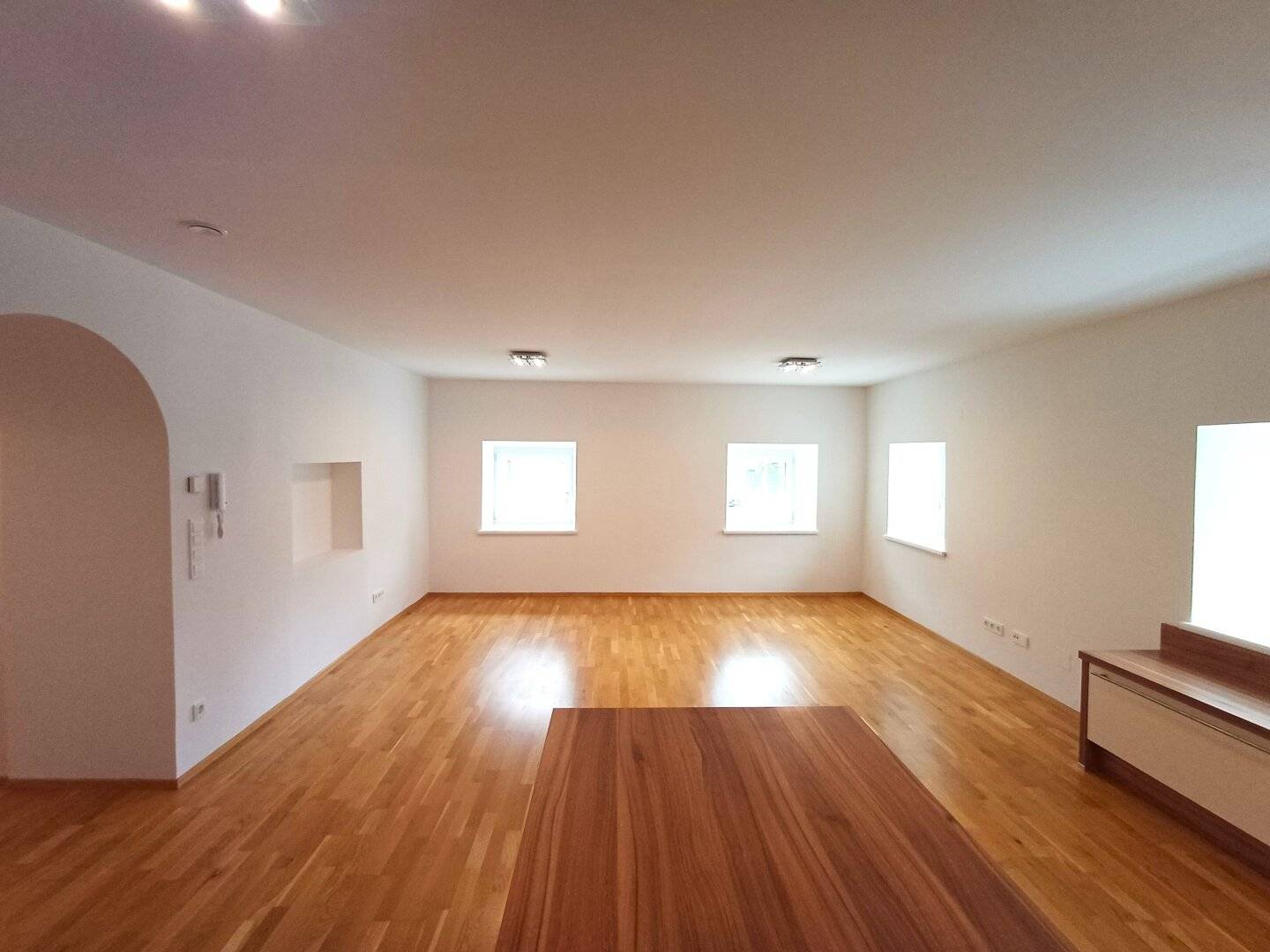 Taste meets space: Spacious 3-room apartment in the center of Thalgau