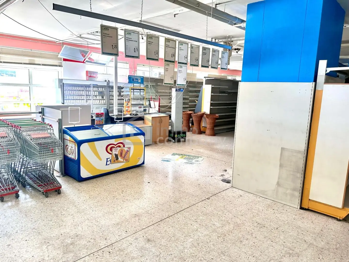Großzügiges Geschäftslokal in Kritzendorf – 390m², Parkplätze & Stadtblick!