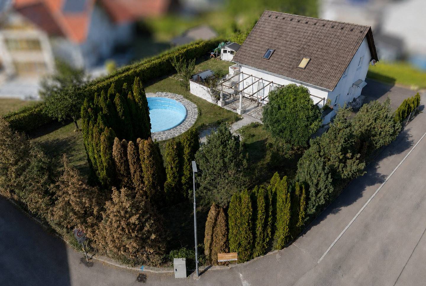 Charming 4-room single-family house in Neuzeug with 2 terraces and 3 parking spaces