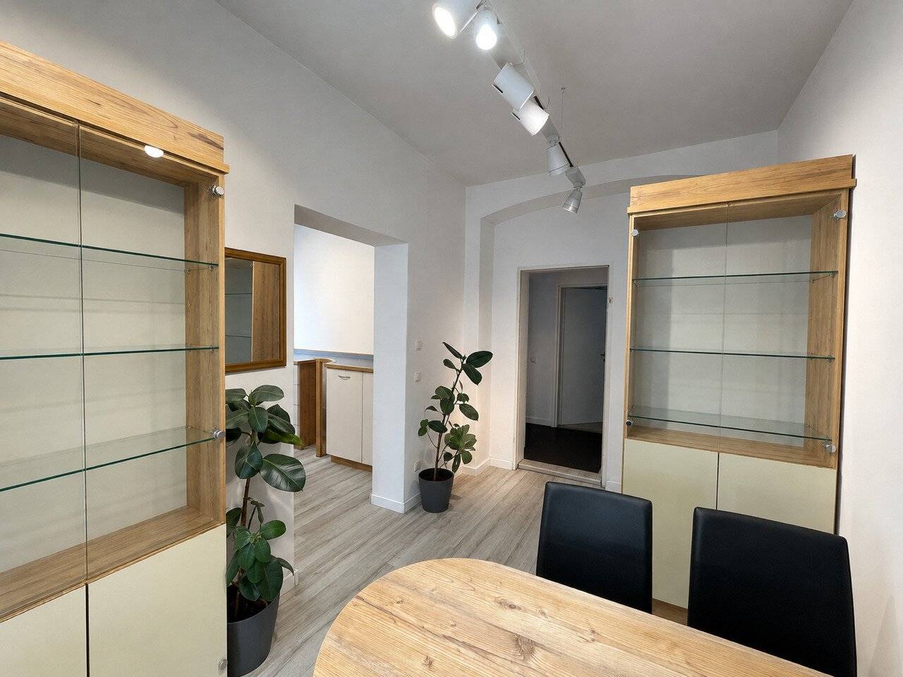NEUTORSTRASSE– Raum für Geschäftsideen mit Persönlichkeit