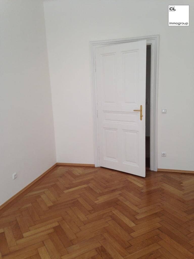 3-room (dream) apartment in CECONI villa from 1894