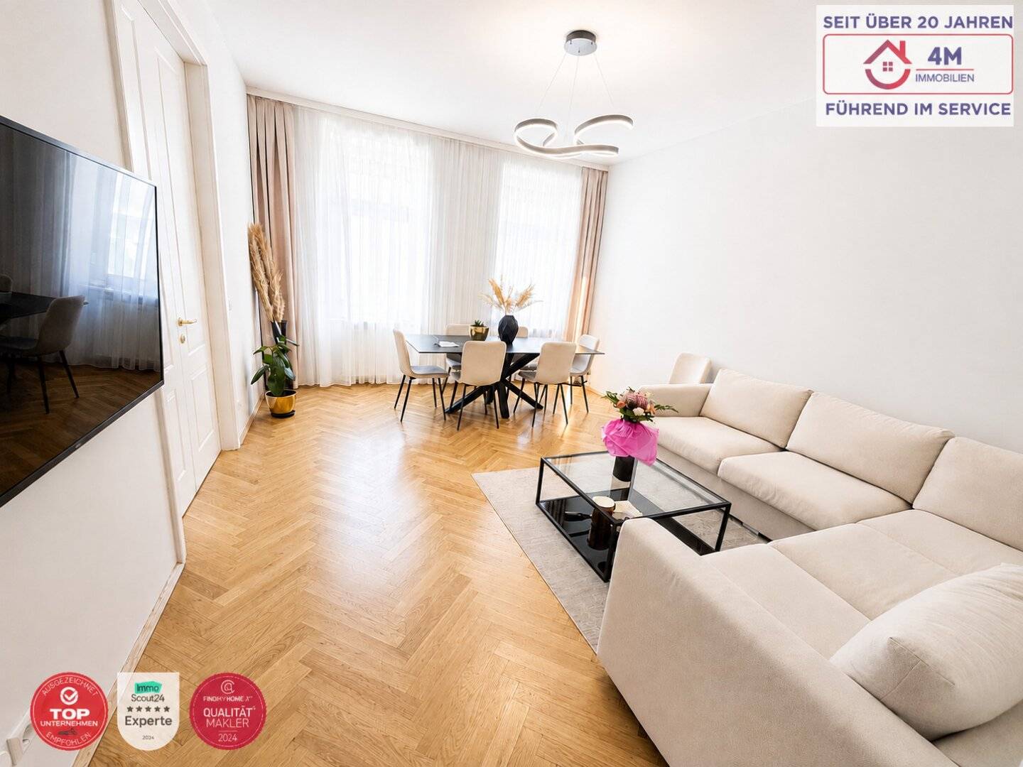 Wiener Lebensgefühl auf höchstem Niveau - modernes Wohnen im charmanten Altbau mit Balkon im 4. Liftstock!
