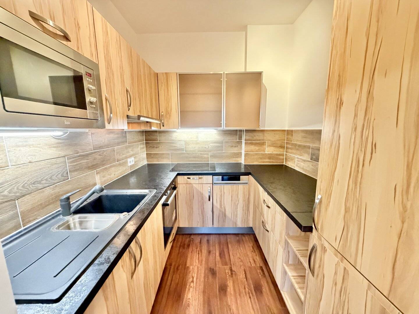 DREAM HOME in Nußdorf | 4 rooms | 96 m² weighted living area | large balcony | 2 bathrooms | air conditioning | high-quality renovated
