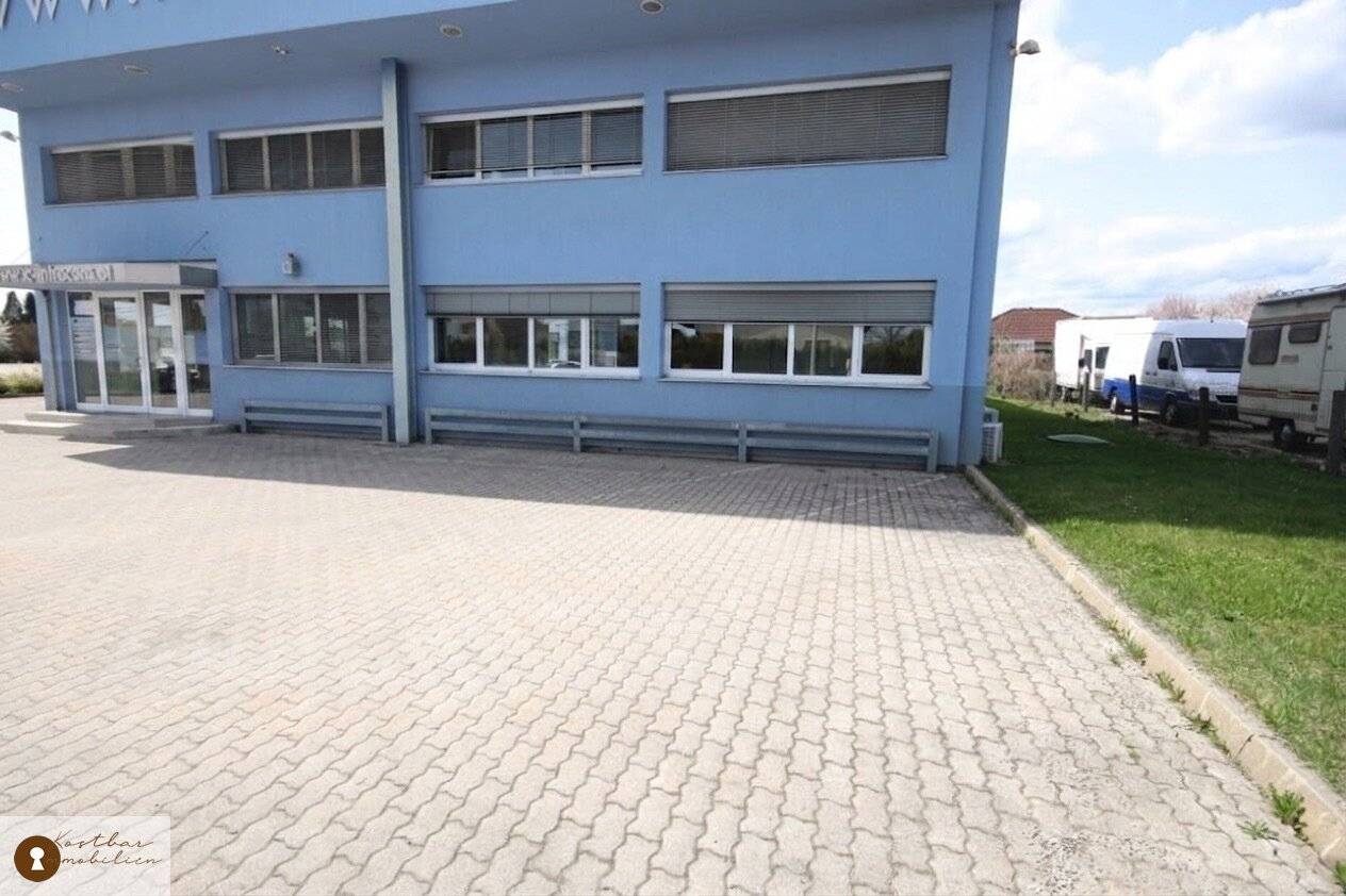 Modern office premises with excellent transport connections in Feldkirchen bei Graz for rent