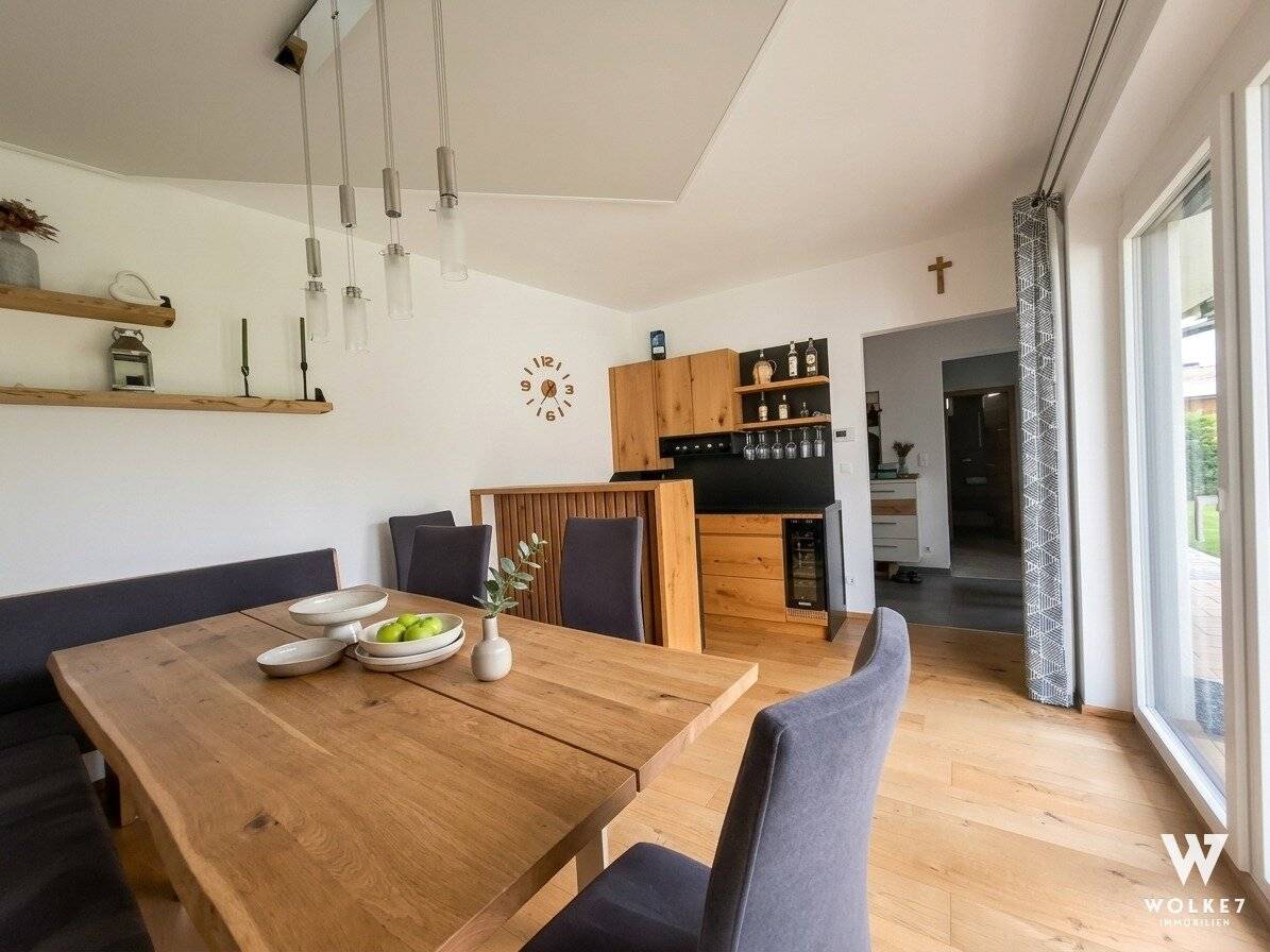 MODERNES EINFAMILIENHAUS MIT VIEL PLATZ, CHARME &amp; VIELSEITIGE MÖGLICHKEITEN IN AUERSTHAL IM WEINVIERTEL