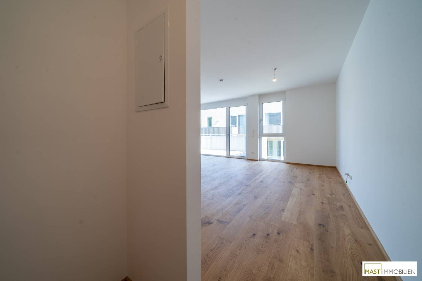 Available for immediate move-in! Exclusive condominiums in Podersdorf directly at the lake! Holiday feeling guaranteed!