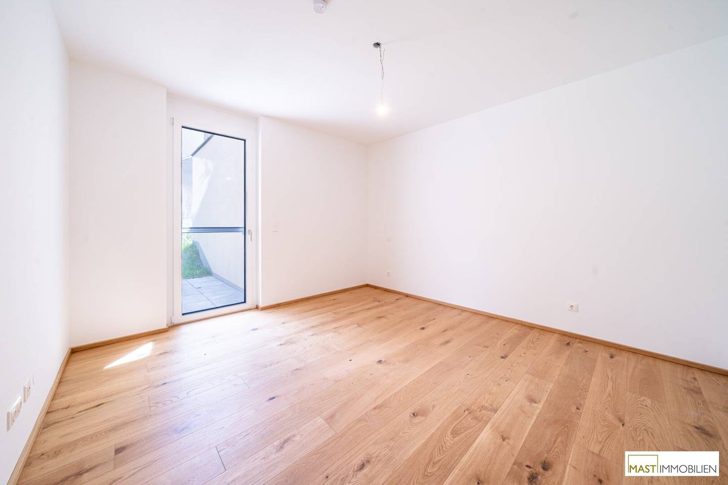 Commission-free 2-room garden apartment