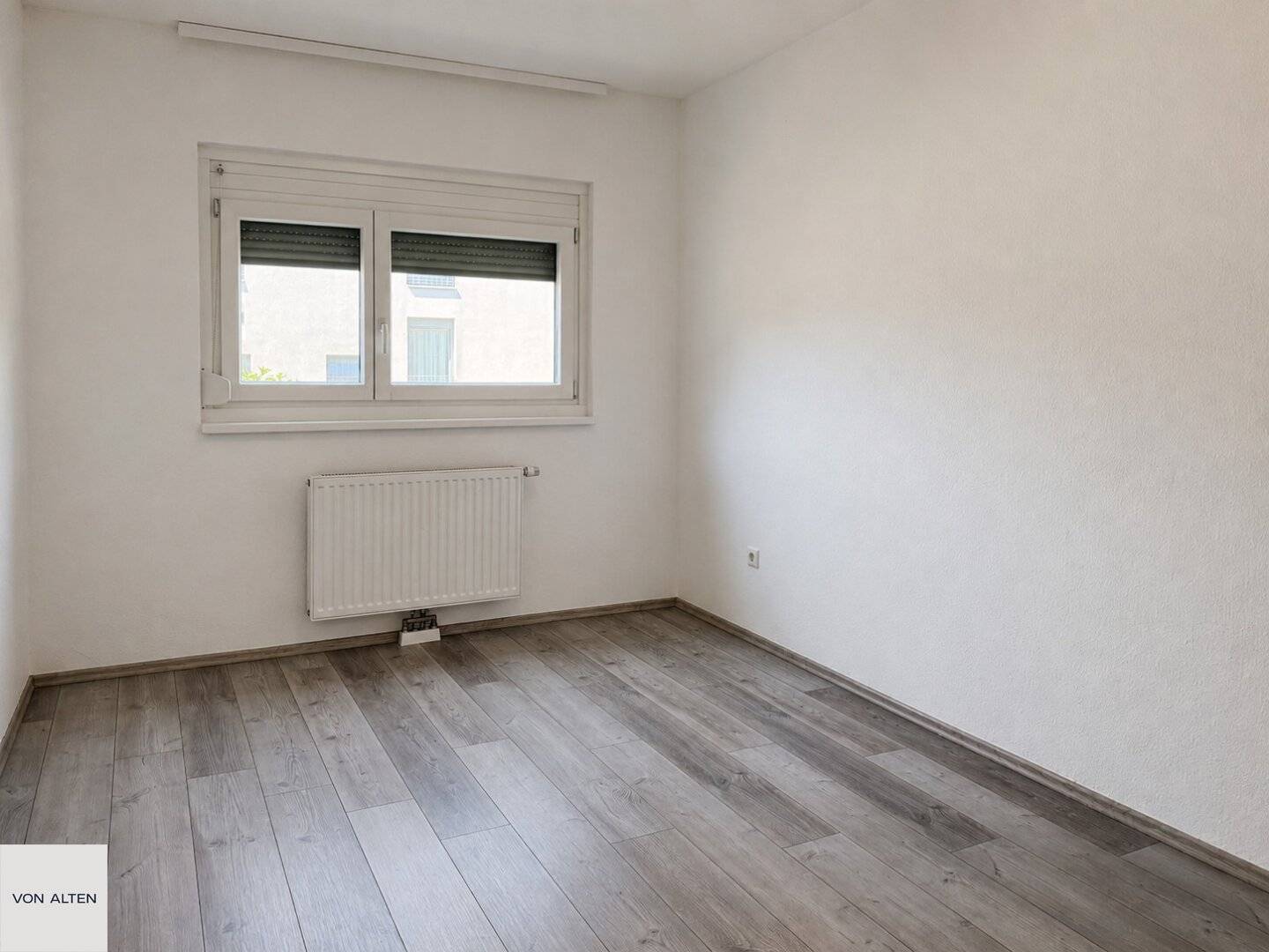 2-room apartment with balcony directly on the Liesingbach