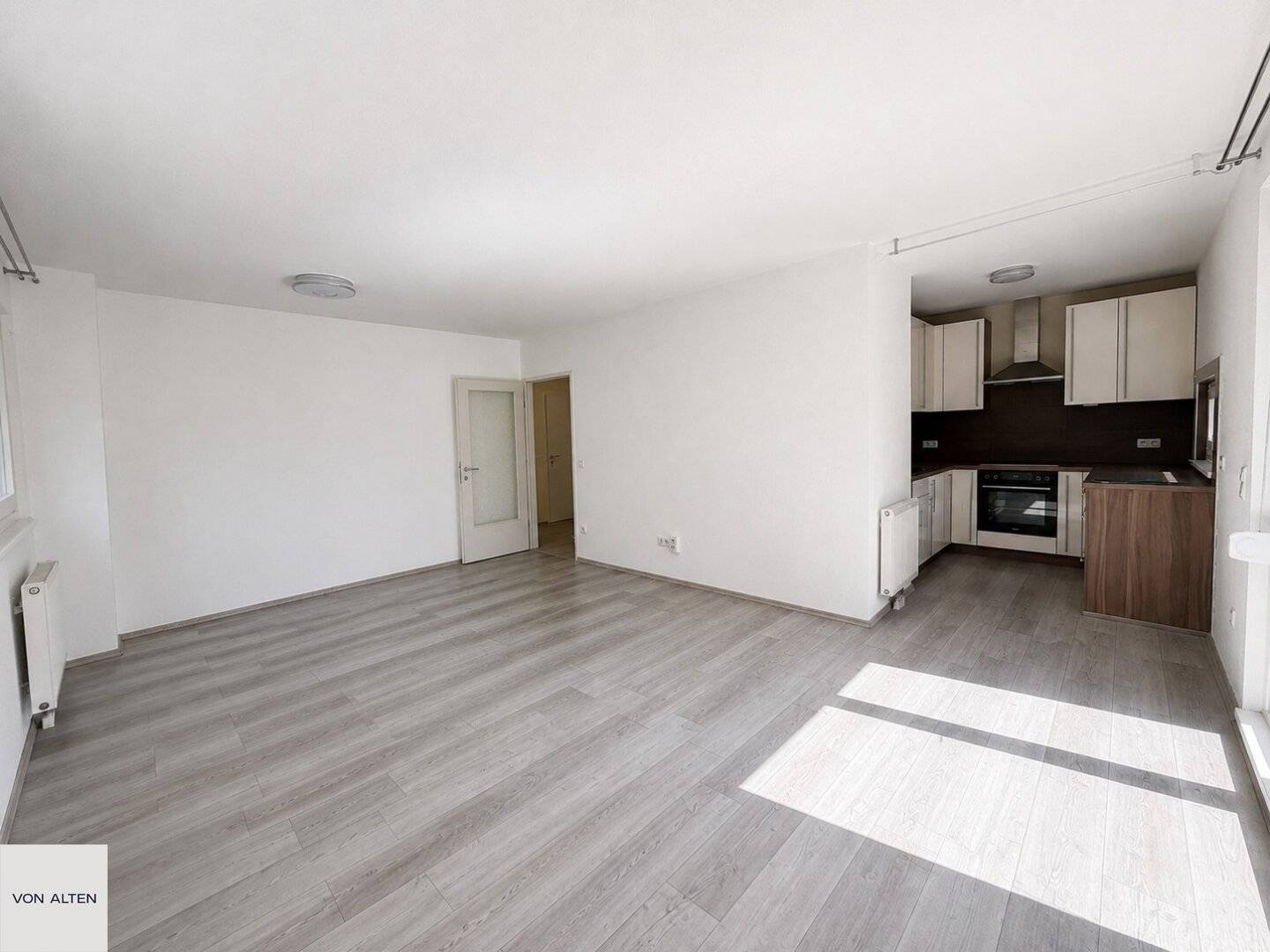 2-room apartment with balcony directly on the Liesingbach