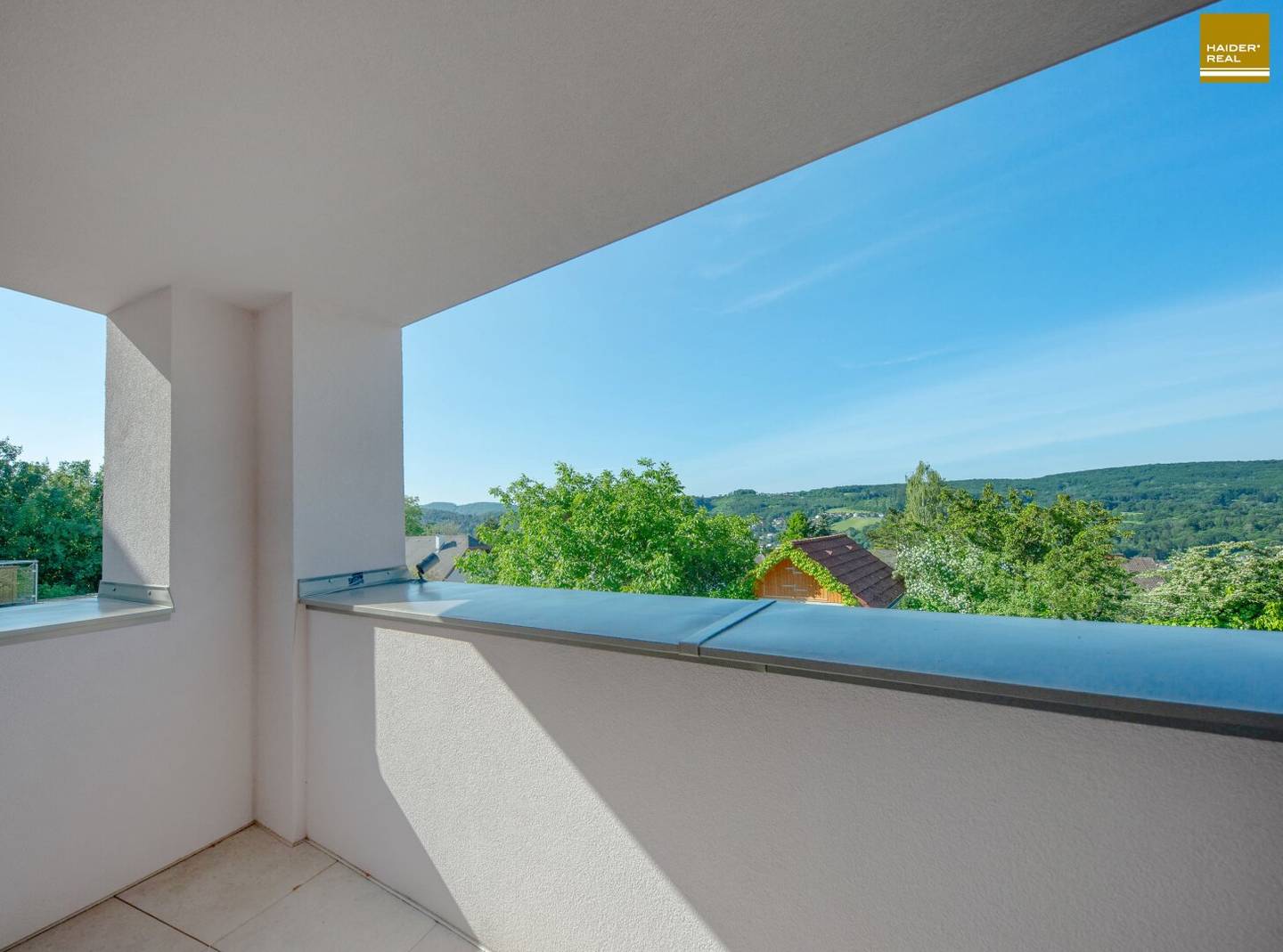 NEU errichtetes Haus - kompakte Wohnfläche optimal konzipiert