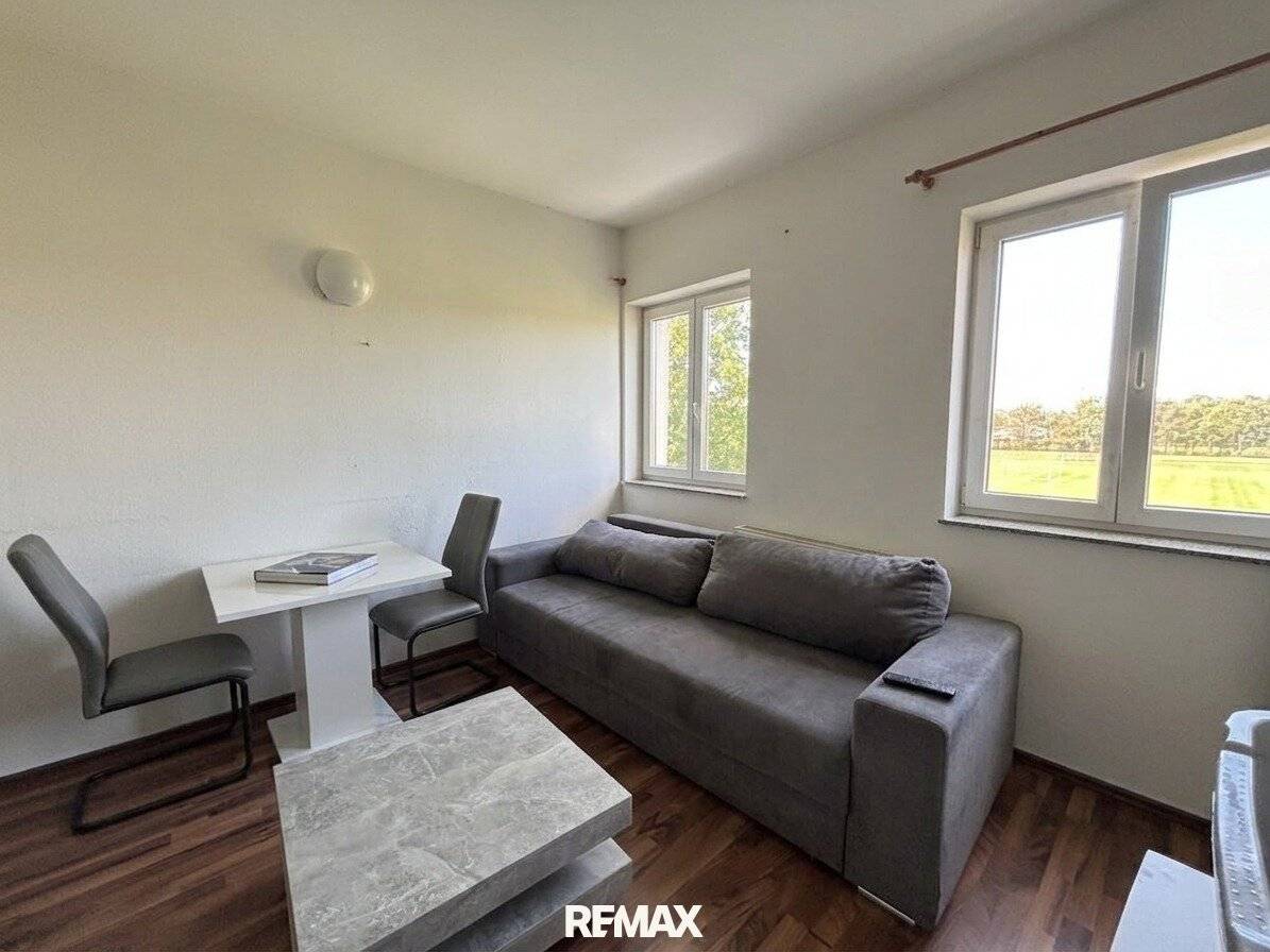 ANLEGERHIT – vermietetes Mini-Apartment mit Badezimmer in zentraler Lage! Nähe BMW, SKF!!!
