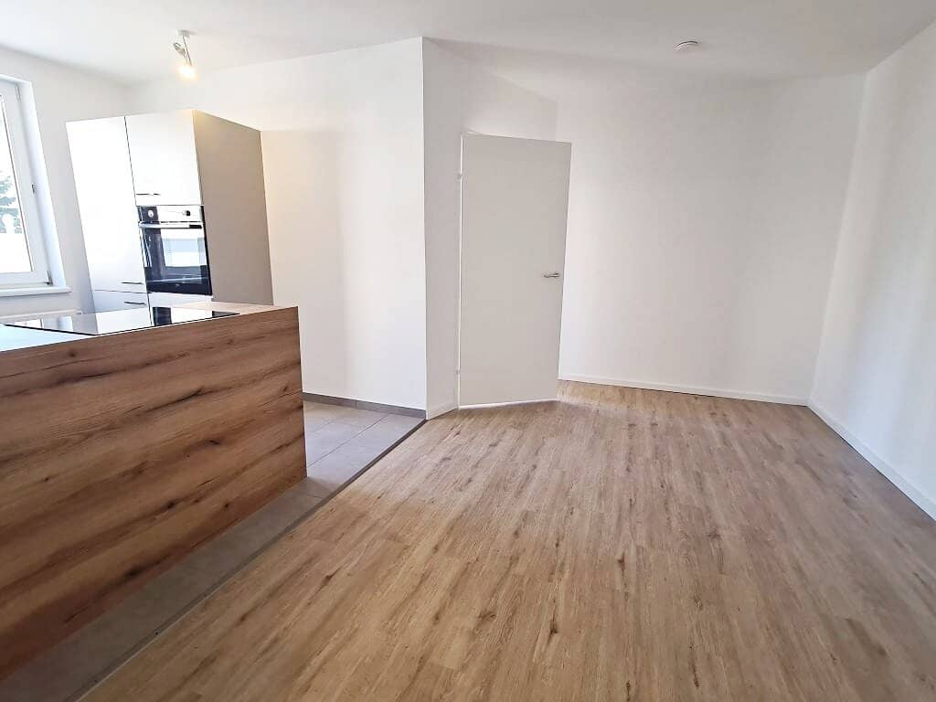 ERSTBEZUG, Neilreichgasse, 40 m2 Neubau, 2 Zimmer, Komplettküche, Duschbad, Parketten, 2. Liftstock