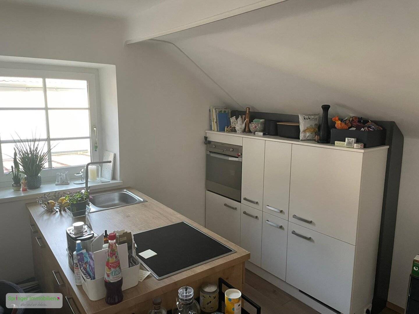 Reach for the sky Stylish 3 room maisonette with roof terrace