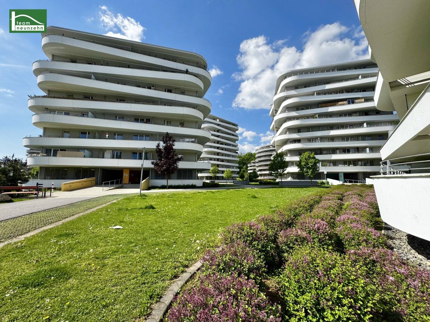 Urban living in green idyll: your new home in the Green City