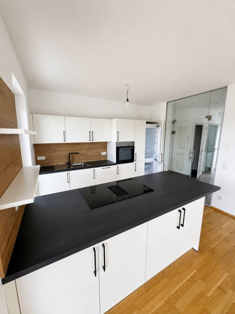 TRAUMHAFTE 4-Zimmer-Neubauwohnung mit Seltenheitswert und riesiger Dachterrasse mit 50m2