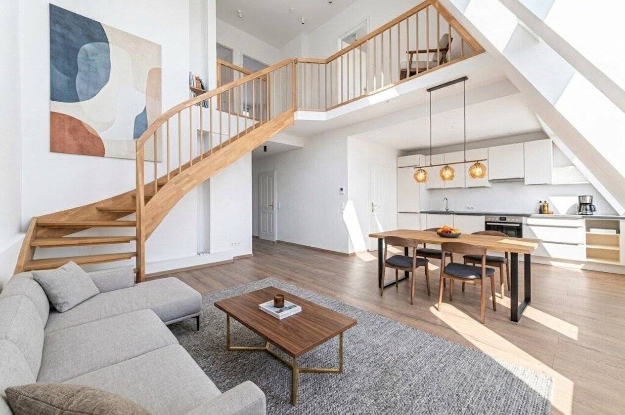 Wien liegt Ihnen zu Füßen: Dachgeschoßmaisonette mit Terrasse