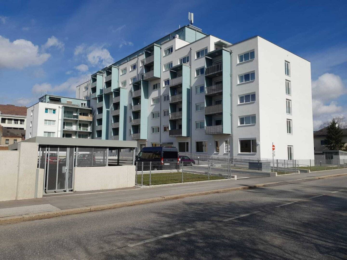 St. Pölten - centrally located 3 room apartment with wonderful terrace