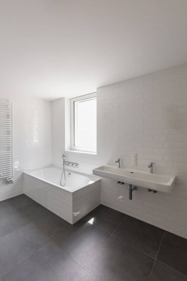 Seltenheit in 1190 Wien! 3-Zimmer Wohnung mit Traumhafter Terrasse! Jetzt Besichtigen!