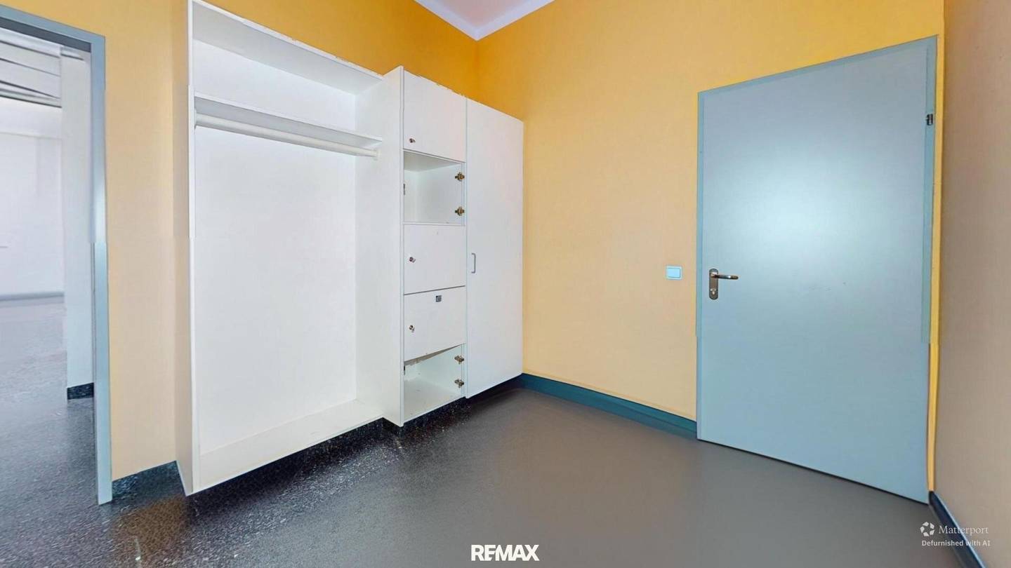 Attraktiver Unternehmensstandort mit Verkaufsfläche und Büro in Top-Lage von Linz-Ebelsberg