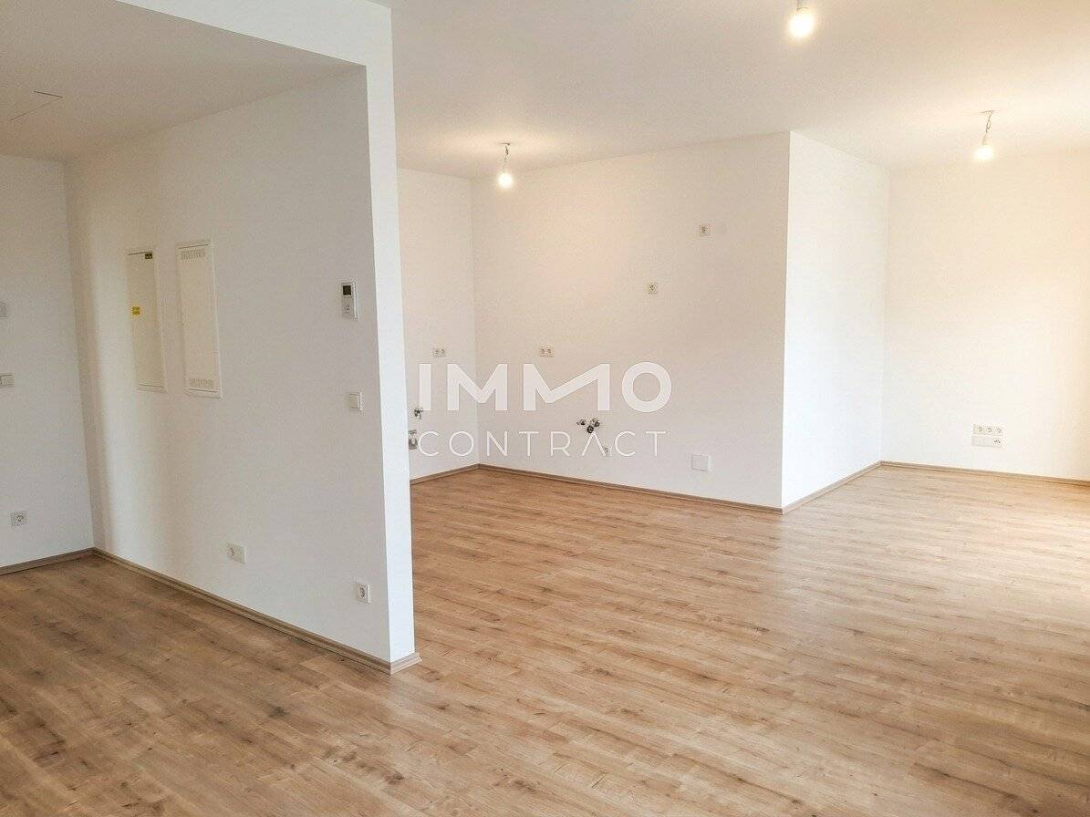 Living with Distant View – Attractive 2-Room Attic Apartment in First Occupancy