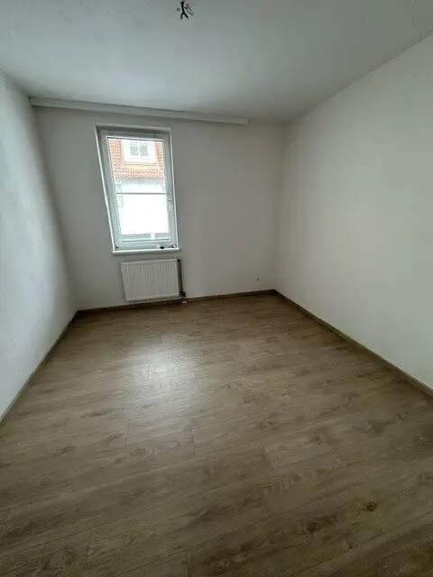 Helle 3-Zimmer-Wohnung mit zentraler Raumaufteilung &amp; inkludiertem Autoabstellplatz