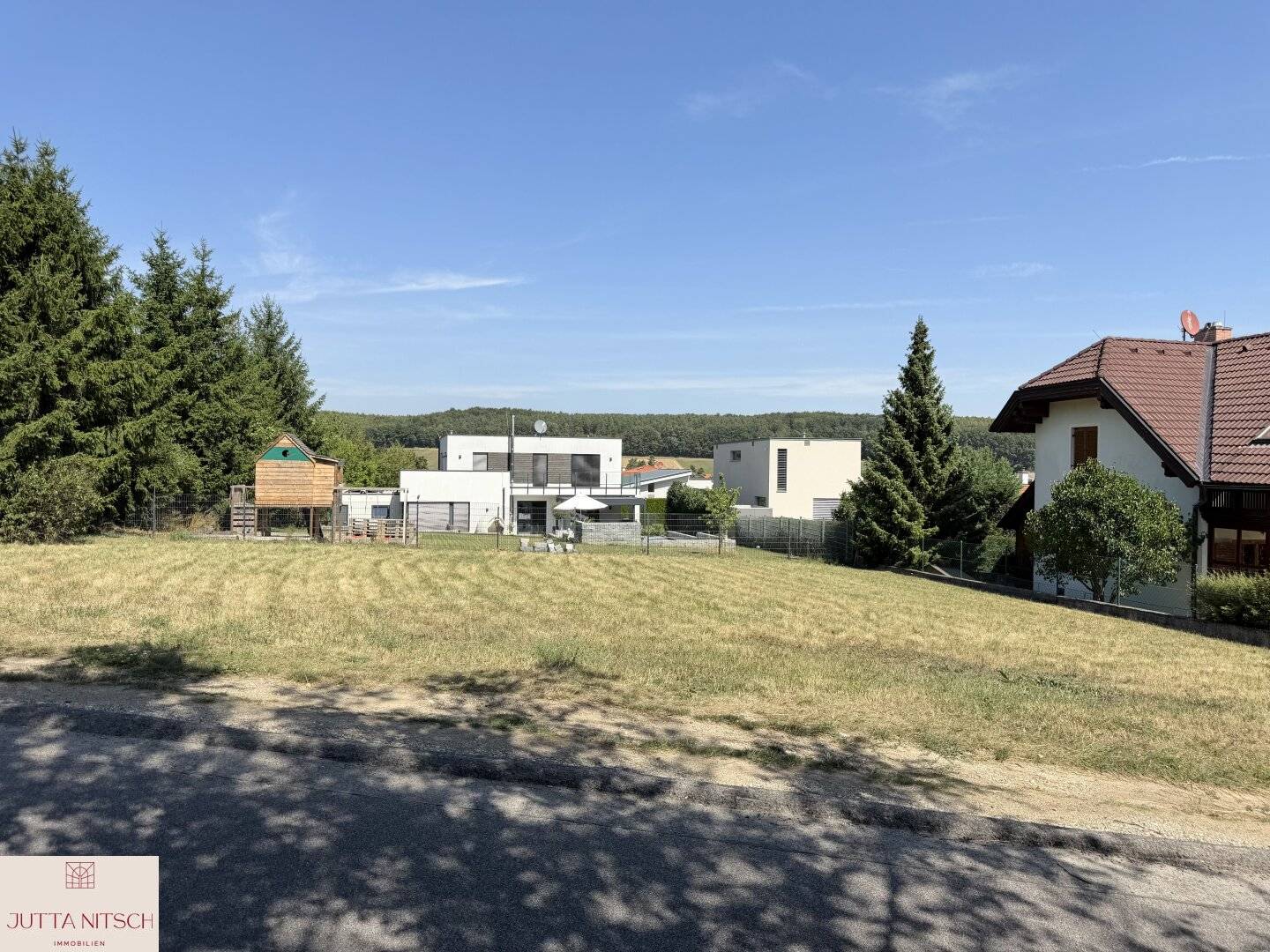 Sonniger Baugrund in bester Lage mit Aussicht - Siegenfeld bei Baden