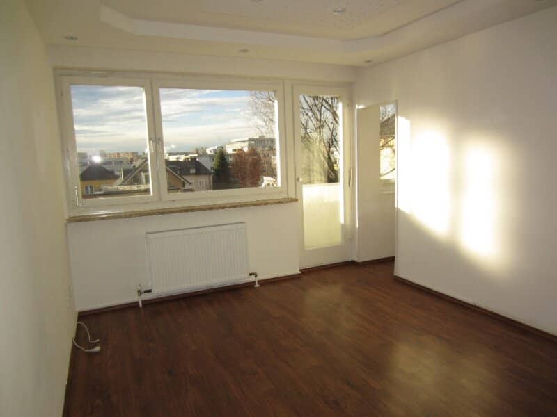 Studio apartment in central city location