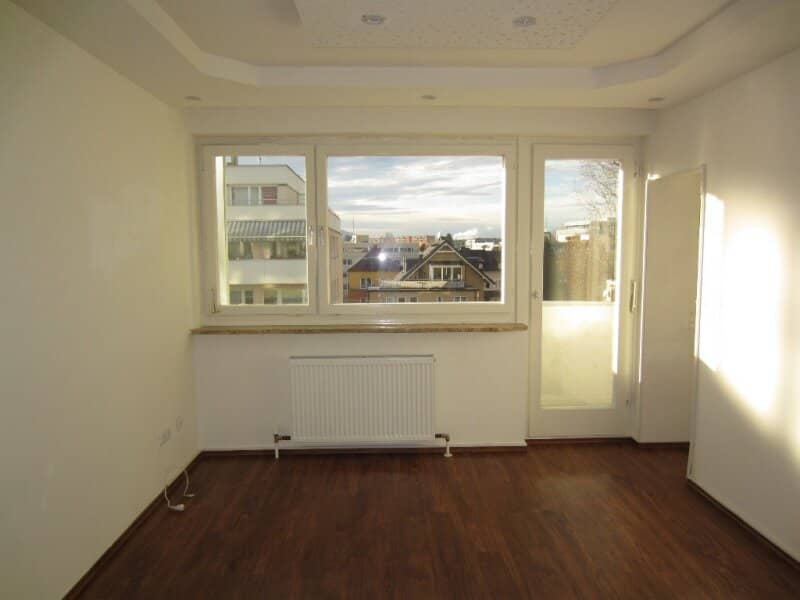 Studio apartment in central city location