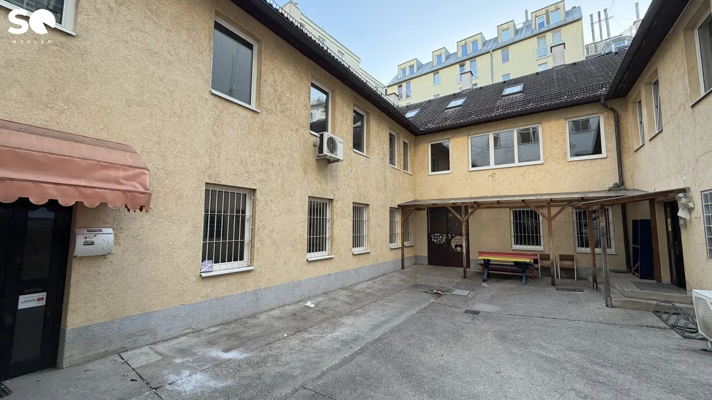 # SQ - BÜRO AUF 320m² - AUF 3 EBENEN - EG -1.OG und 2.OG - REINPRECHTSDORFER STRASSE - 1050 WIEN