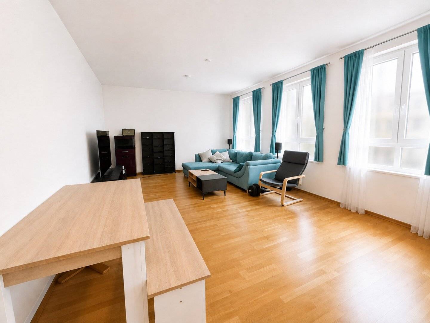 COZY CITY APARTMENT IN VILLACH - CENTRAL LIVING WITH GENEROUS LIVING FEEL!