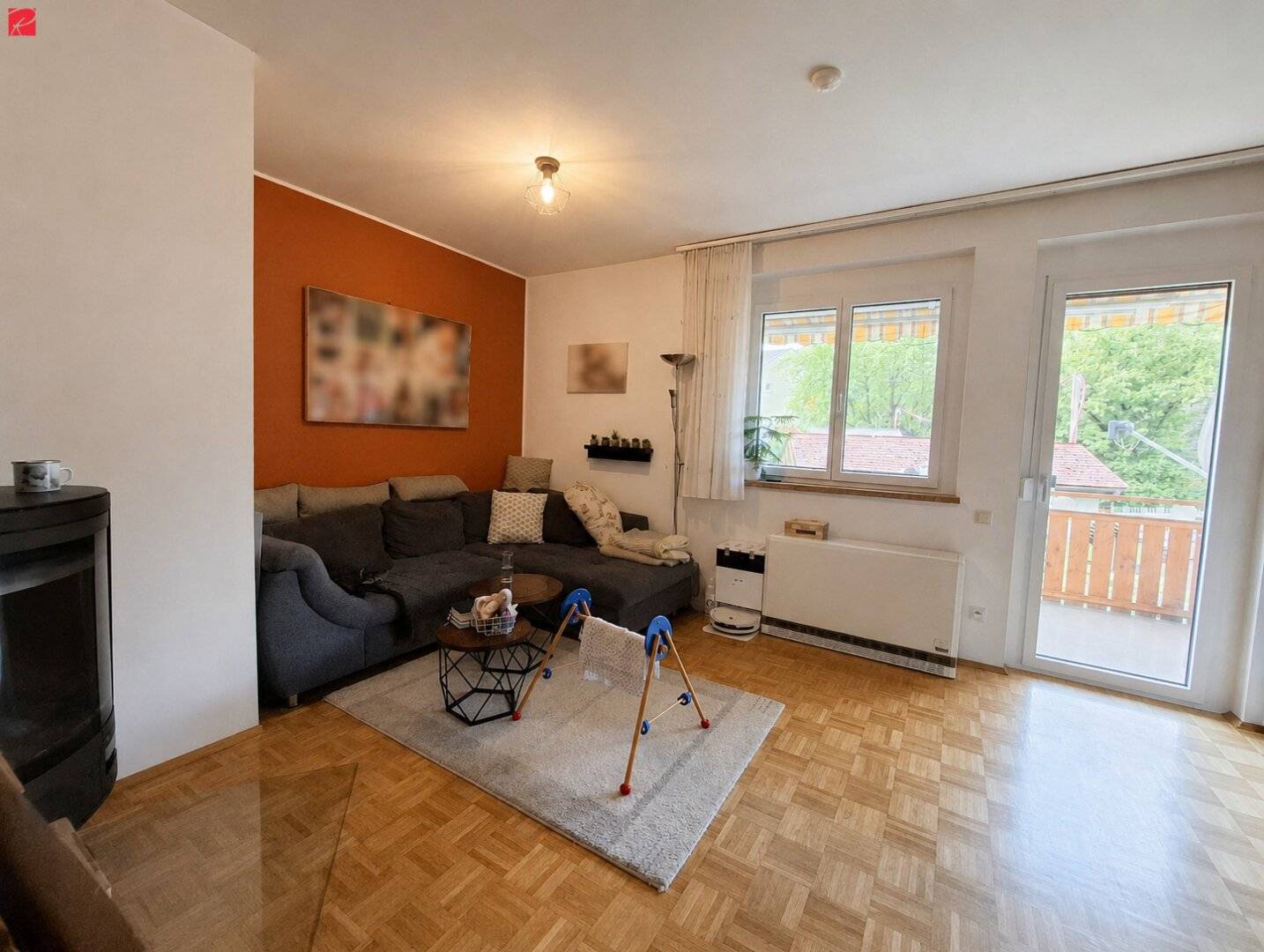 Zentrale Lage, sonniger Balkon &amp; Carport inklusive