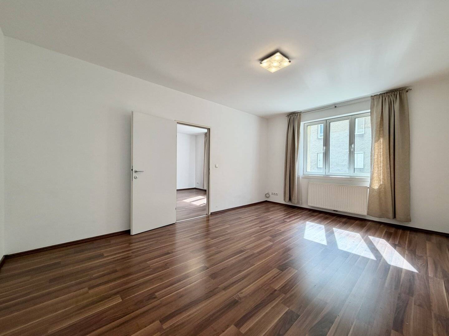 Bright and modern, 2-room new build apartment near Wiedner Hauptstrasse