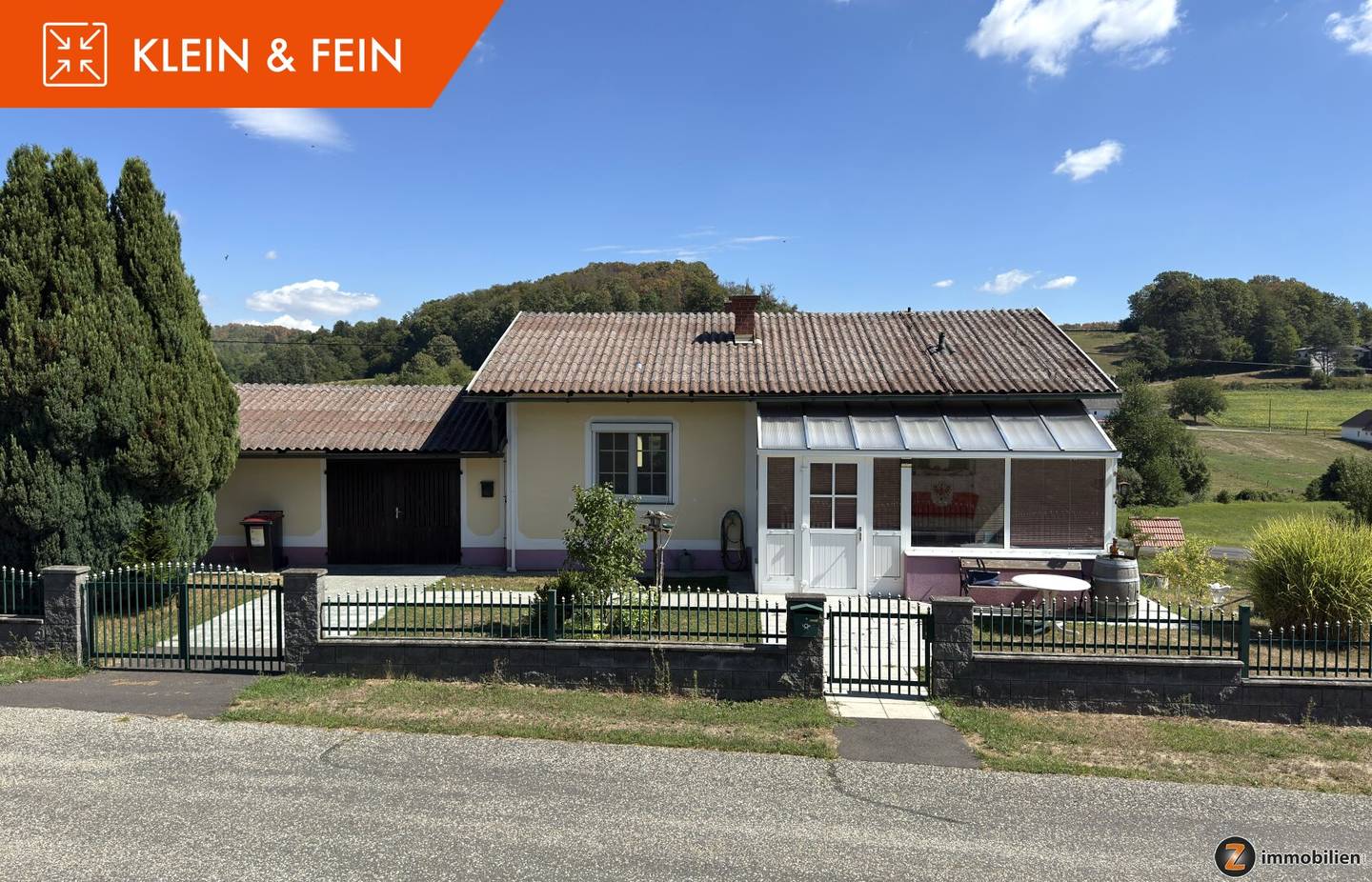 Well maintained small residential house in a quiet location with large plot