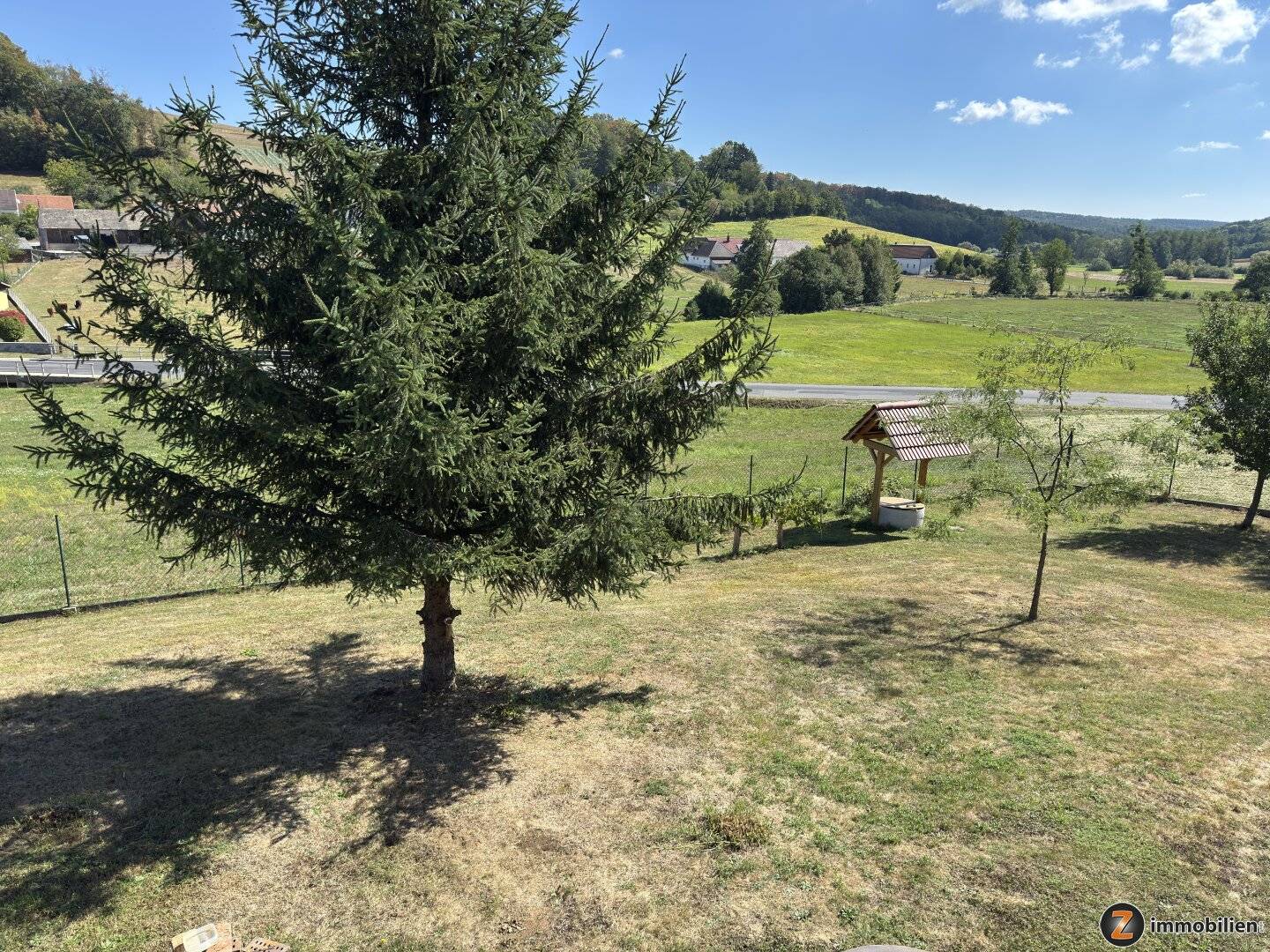 Well maintained small residential house in a quiet location with large plot