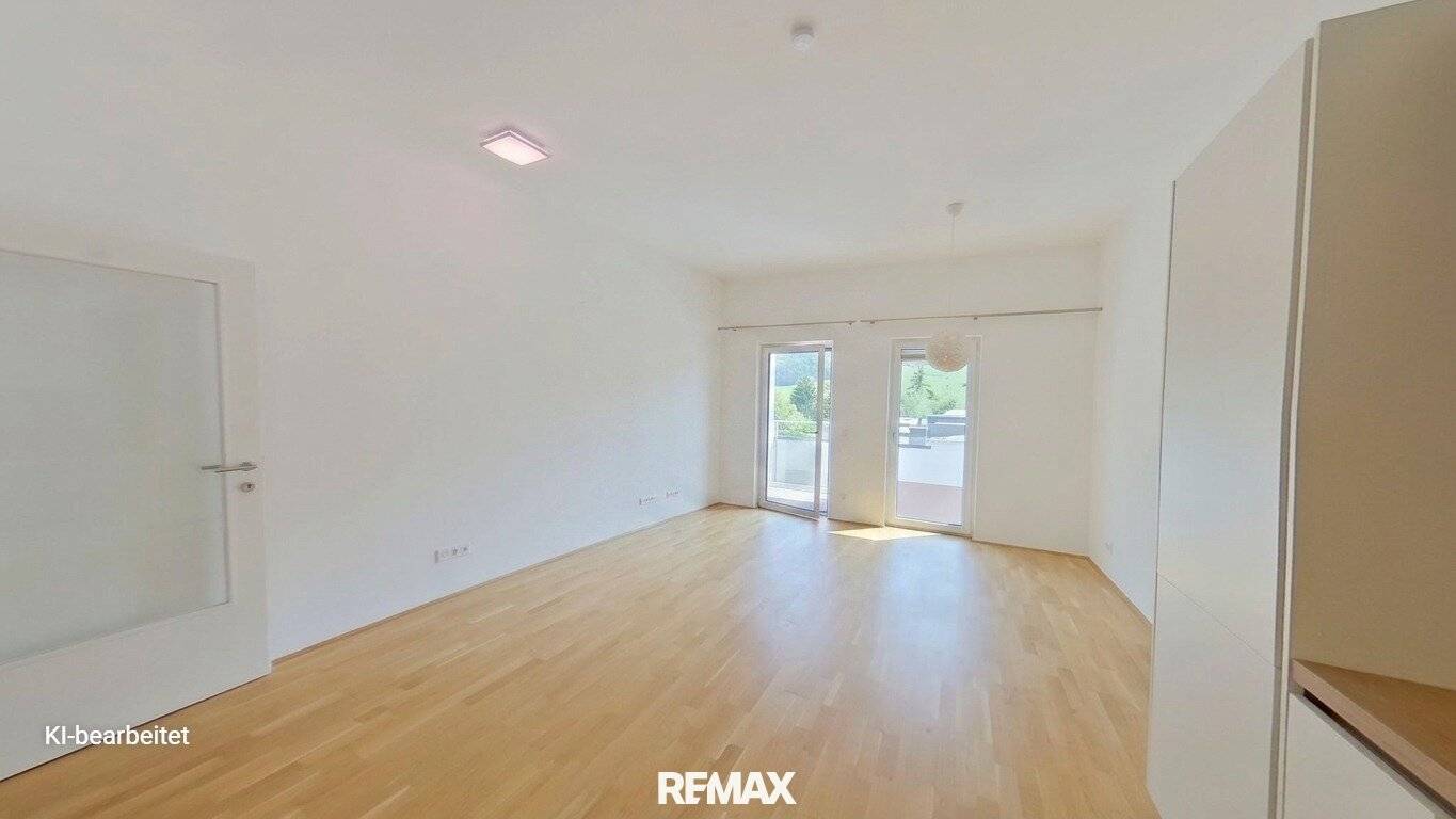 "Lebensgefühl" - Like-new rental apartment in Badeseestraße in Eben
